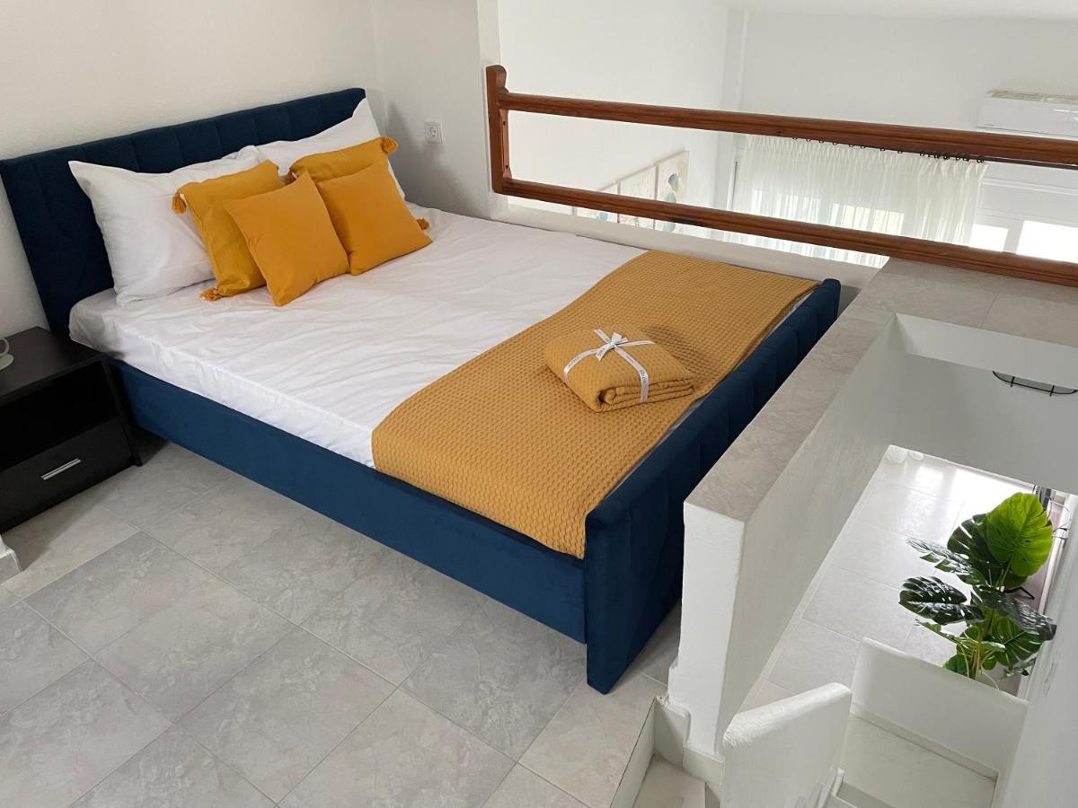 Sea View Loft Daire Nea Roda Dış mekan fotoğraf